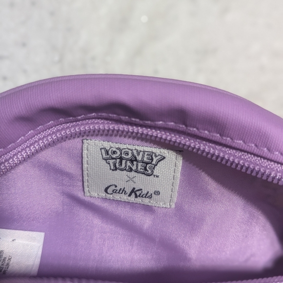 Cath Kids Looney Tunes Tweety & Sylvester Mini Crossbody Bag - Picture 8 of 13